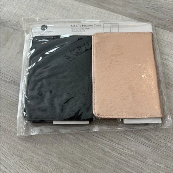 Mr. and Mrs. Passport Holders - Picture 2 of 2